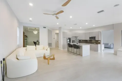 5081 NW 120th Avenue Coral Springs FL 33076