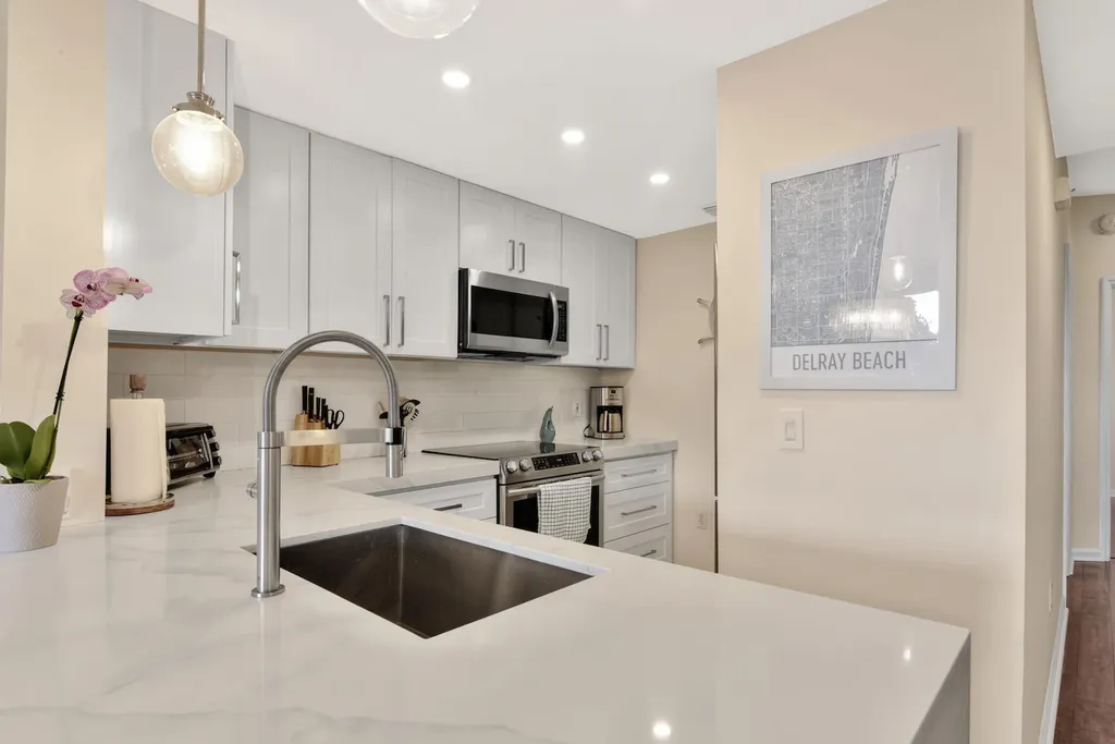 2036 Alta Meadows Lane Delray Beach FL 33444