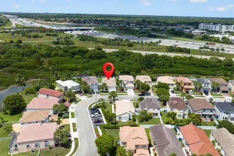 1489 NW 153rd Avenue Pembroke Pines FL 33028