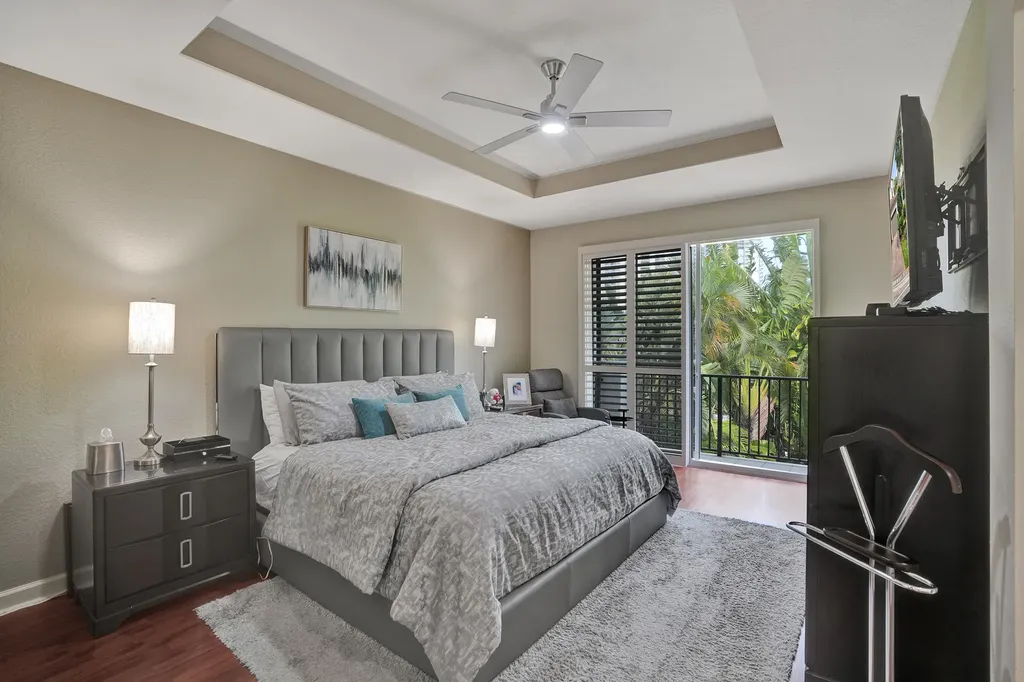 824 Spinnaker Drive E Hollywood FL 33019