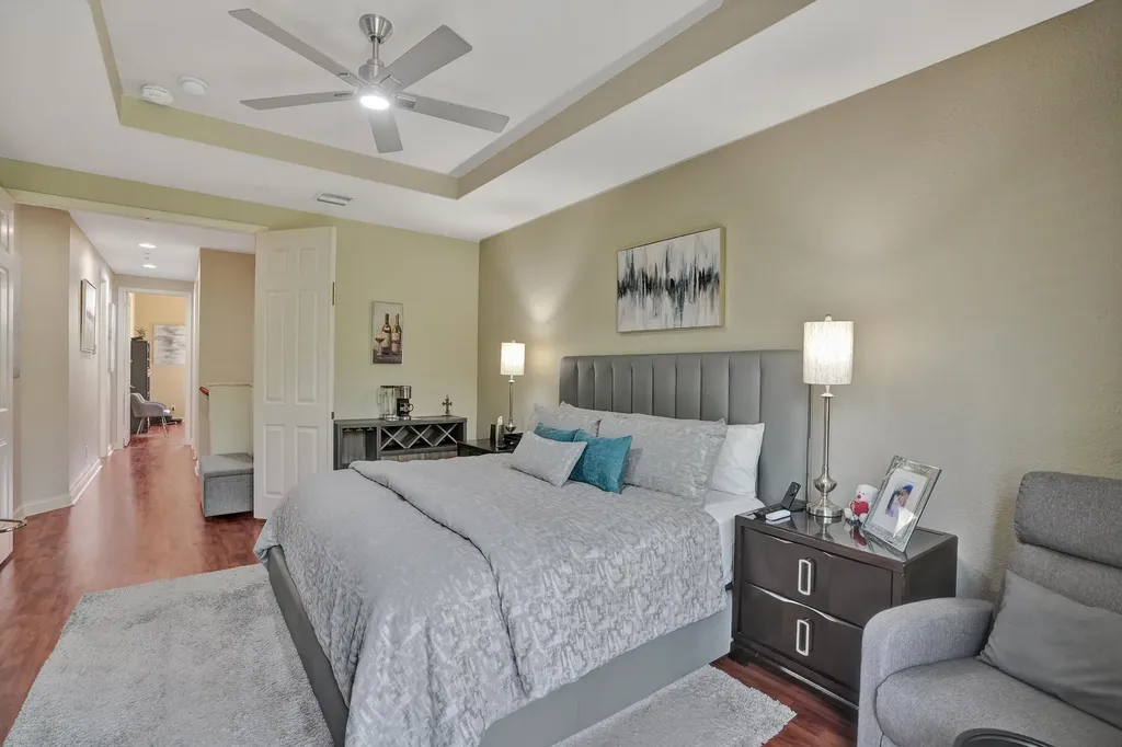 824 Spinnaker Drive E Hollywood FL 33019