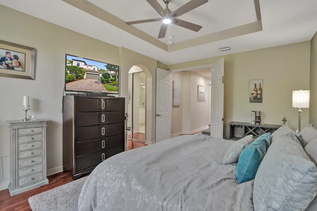 824 Spinnaker Drive E Hollywood FL 33019
