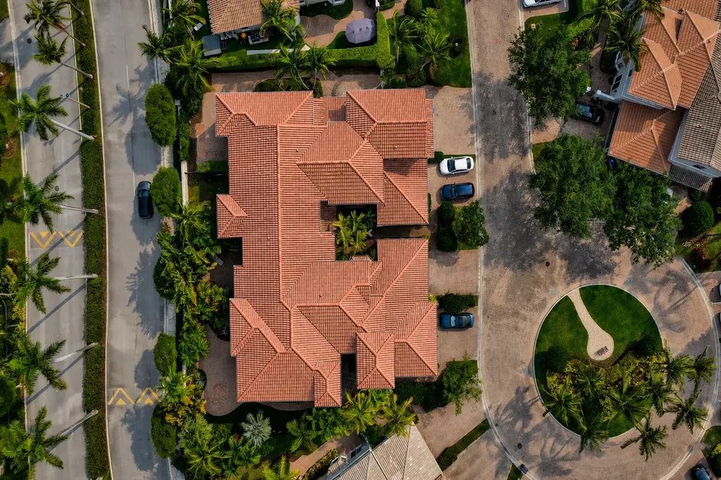824 Spinnaker Drive E Hollywood FL 33019
