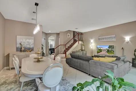 824 Spinnaker Drive E Hollywood FL 33019