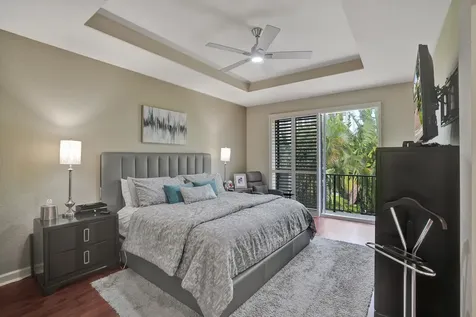 824 Spinnaker Drive E Hollywood FL 33019
