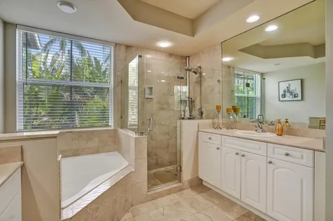 824 Spinnaker Drive E Hollywood FL 33019