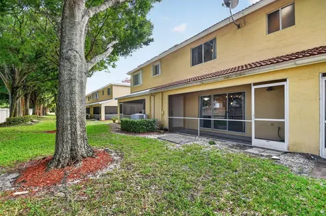 1039 Arezzo Circle Boynton Beach FL 33436