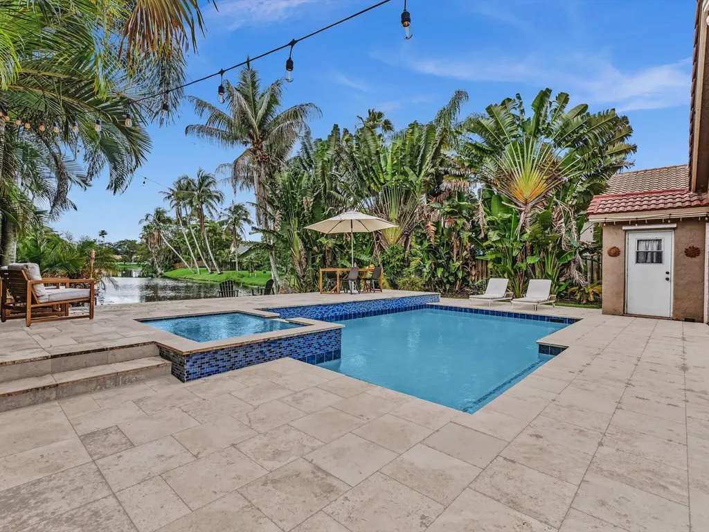 10310 Santiago Street Cooper City FL 33026