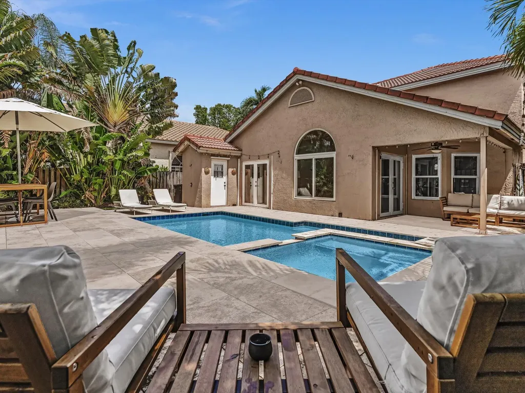 10310 Santiago Street Cooper City FL 33026