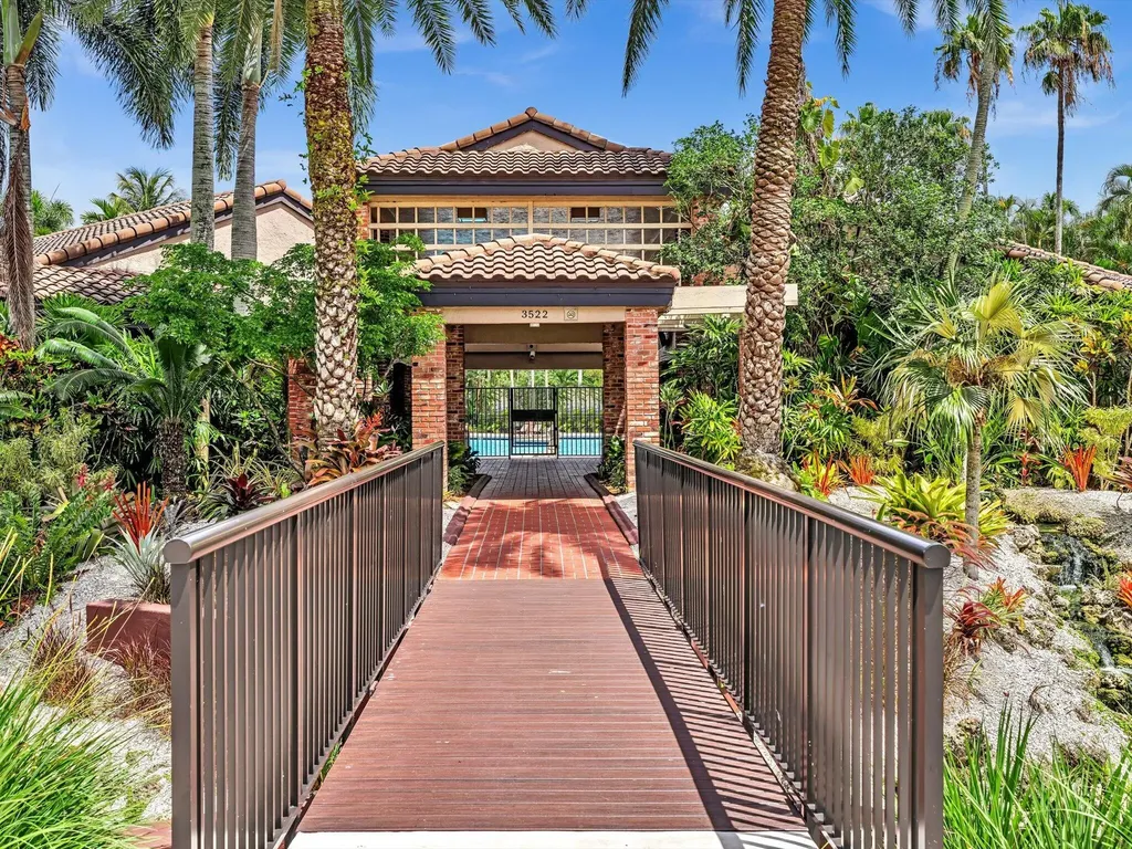 10310 Santiago Street Cooper City FL 33026
