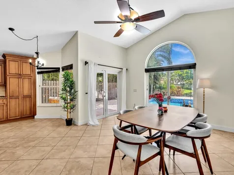 10310 Santiago Street Cooper City FL 33026