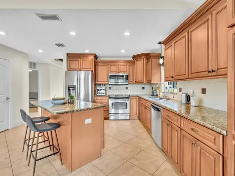 10310 Santiago Street Cooper City FL 33026