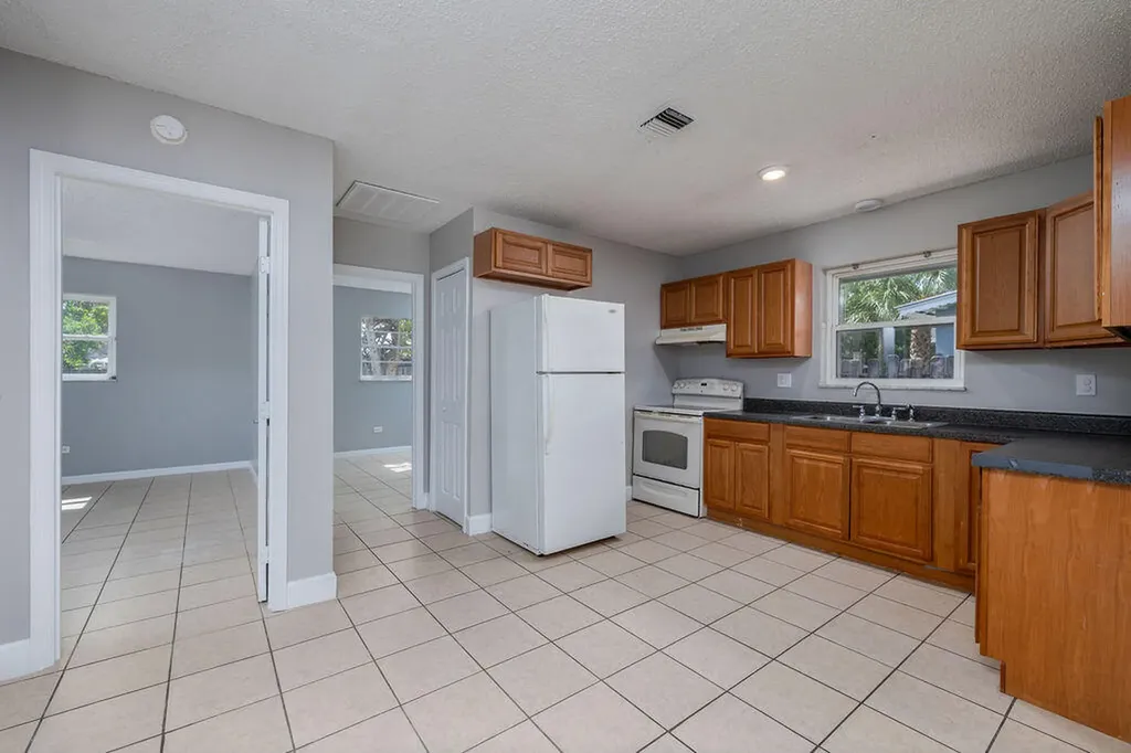 917 SE Nassau Avenue Stuart FL 34994