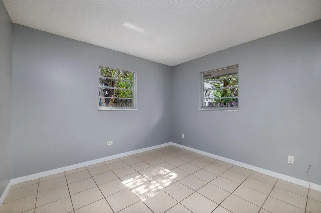 917 SE Nassau Avenue Stuart FL 34994