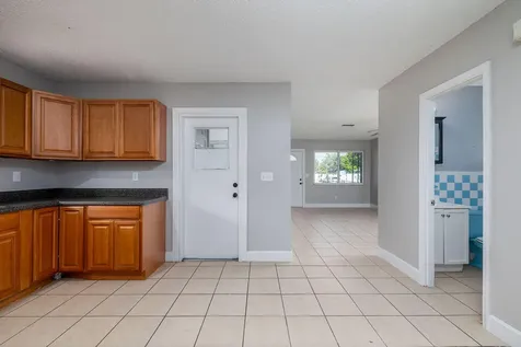 917 SE Nassau Avenue Stuart FL 34994