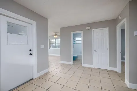 917 SE Nassau Avenue Stuart FL 34994