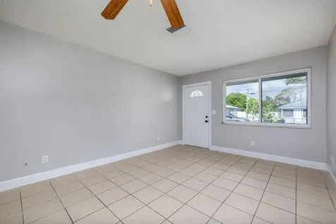 917 SE Nassau Avenue Stuart FL 34994