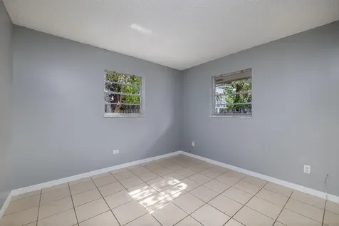 917 SE Nassau Avenue Stuart FL 34994