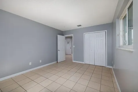 917 SE Nassau Avenue Stuart FL 34994