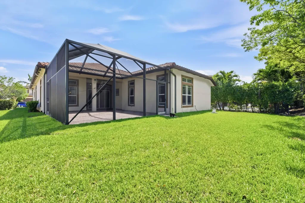 9871 Lakeview Lane Parkland FL 33076