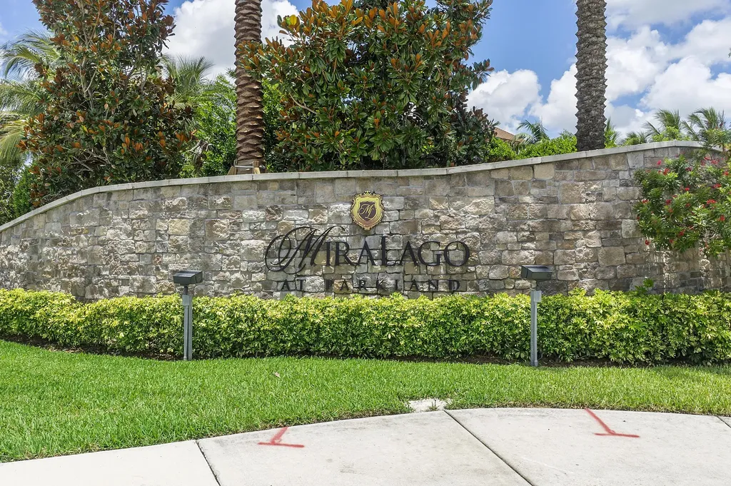 9871 Lakeview Lane Parkland FL 33076