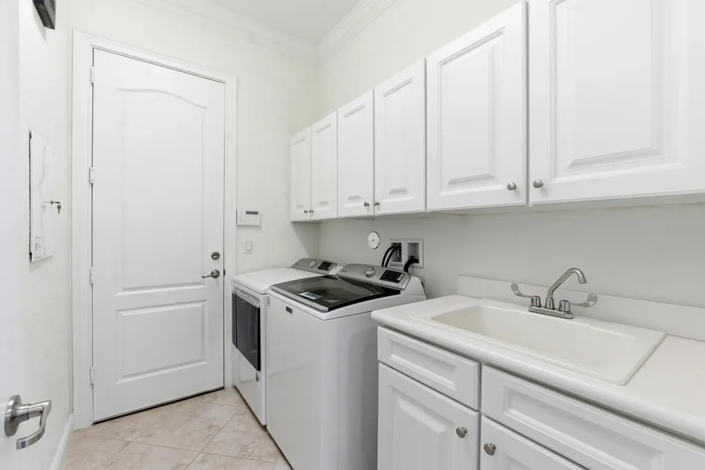9871 Lakeview Lane Parkland FL 33076