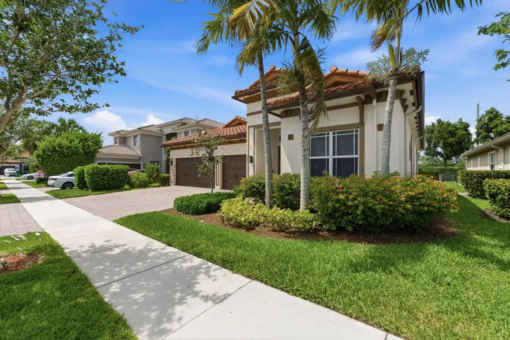 9871 Lakeview Lane Parkland FL 33076
