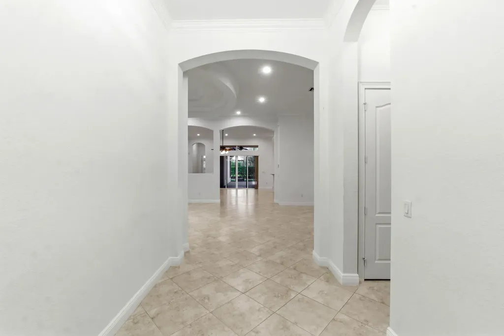 9871 Lakeview Lane Parkland FL 33076