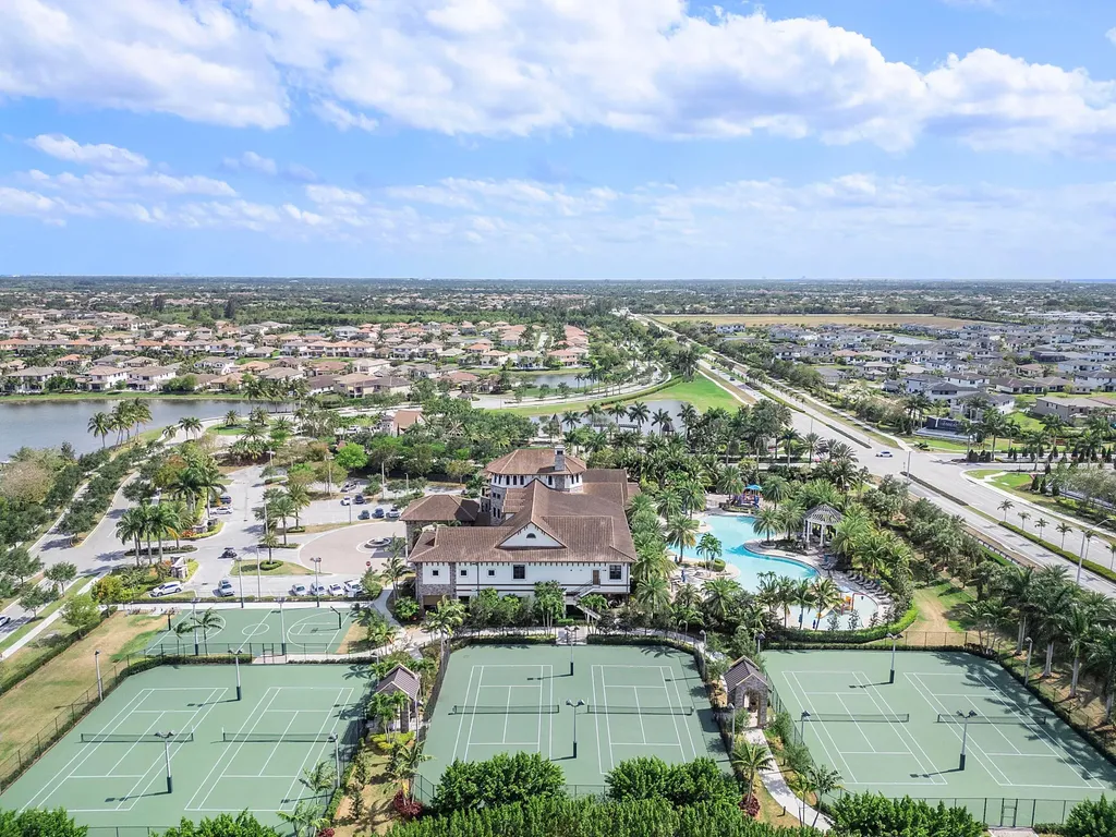 9871 Lakeview Lane Parkland FL 33076