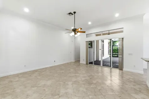 9871 Lakeview Lane Parkland FL 33076