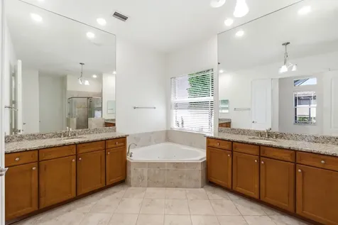 9871 Lakeview Lane Parkland FL 33076