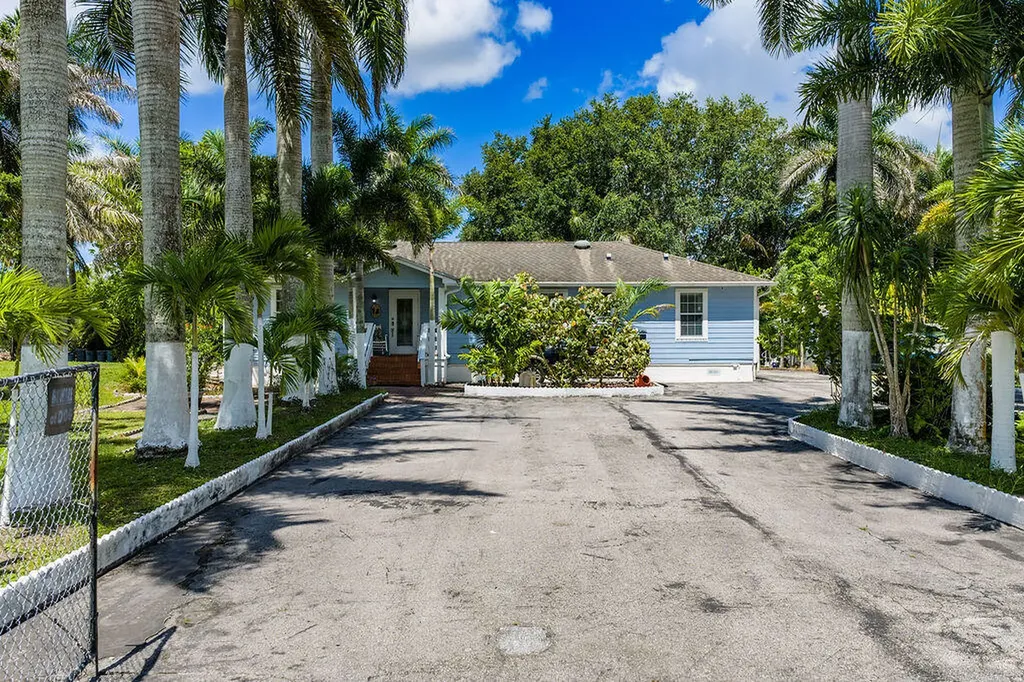 6929 N 120th Avenue Avenue N The Acreage FL 33412