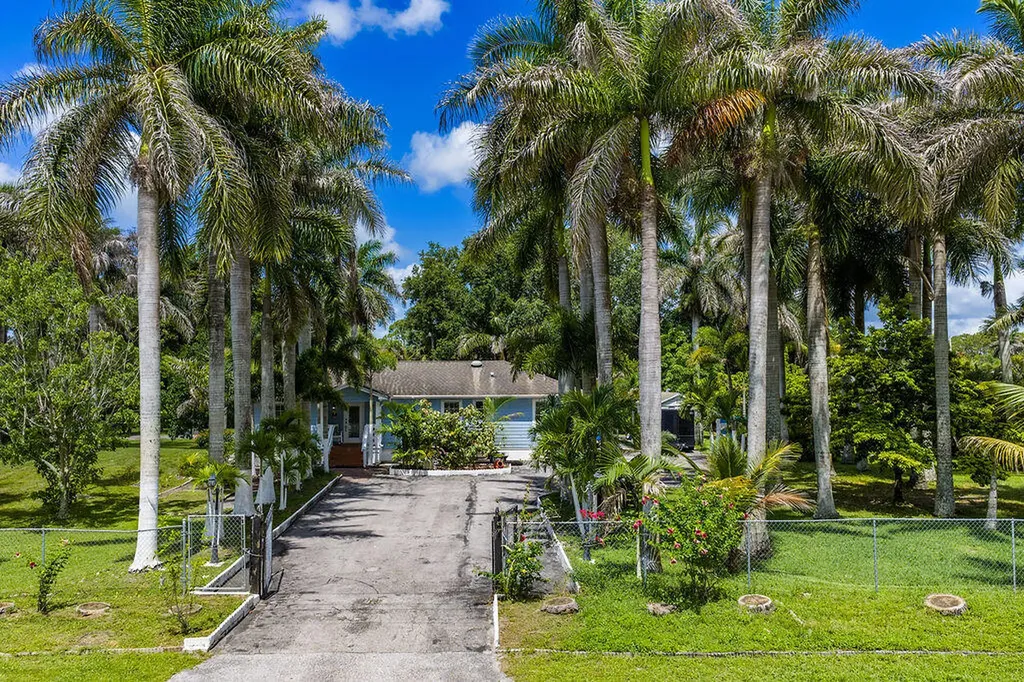 6929 N 120th Avenue Avenue N The Acreage FL 33412