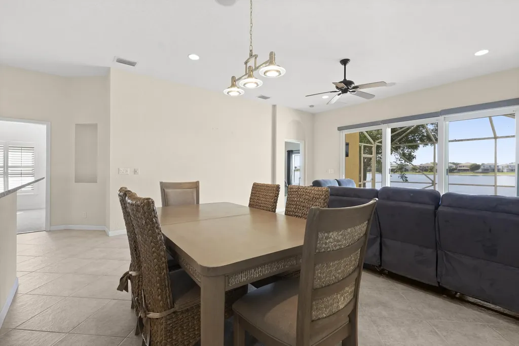 154 Berenger Walk Royal Palm Beach FL 33414