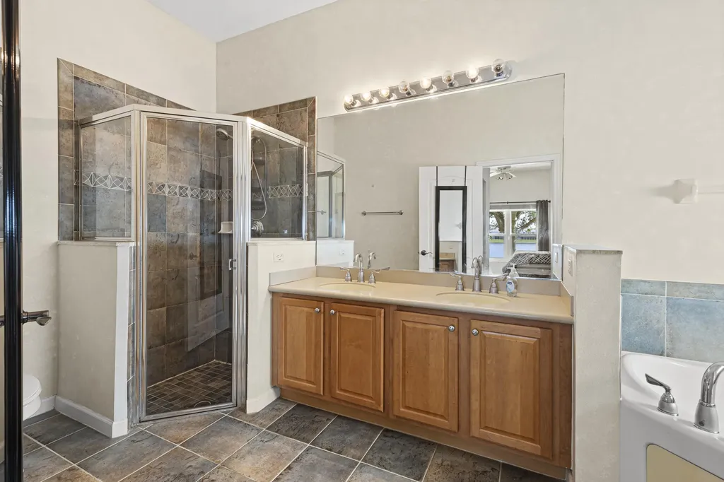 154 Berenger Walk Royal Palm Beach FL 33414
