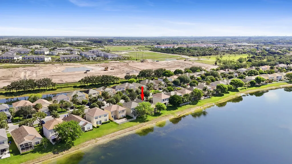 154 Berenger Walk Royal Palm Beach FL 33414