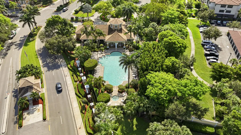 154 Berenger Walk Royal Palm Beach FL 33414