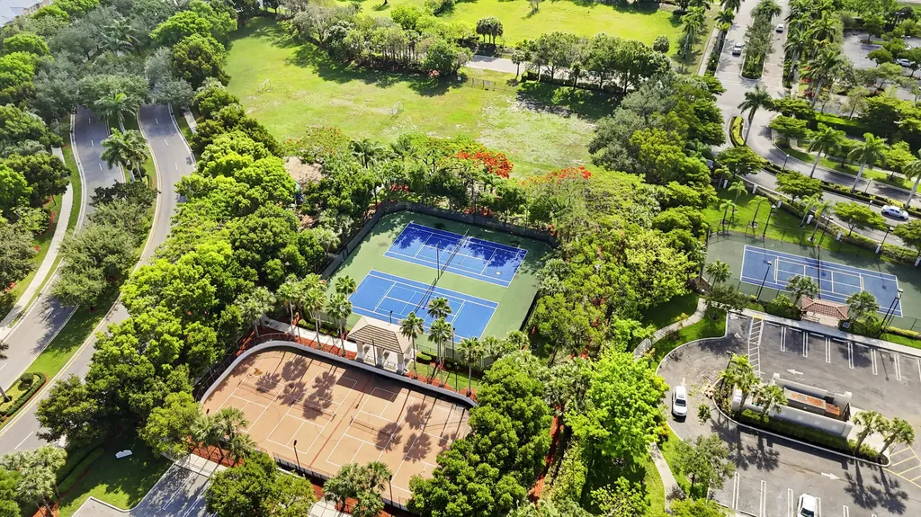 154 Berenger Walk Royal Palm Beach FL 33414