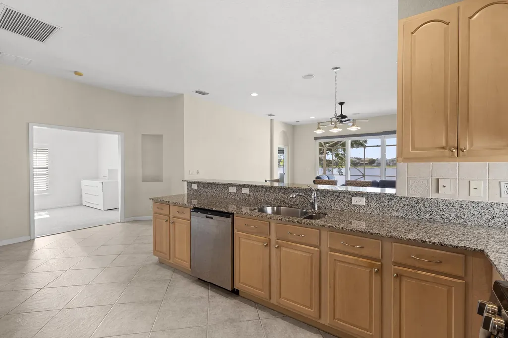 154 Berenger Walk Royal Palm Beach FL 33414