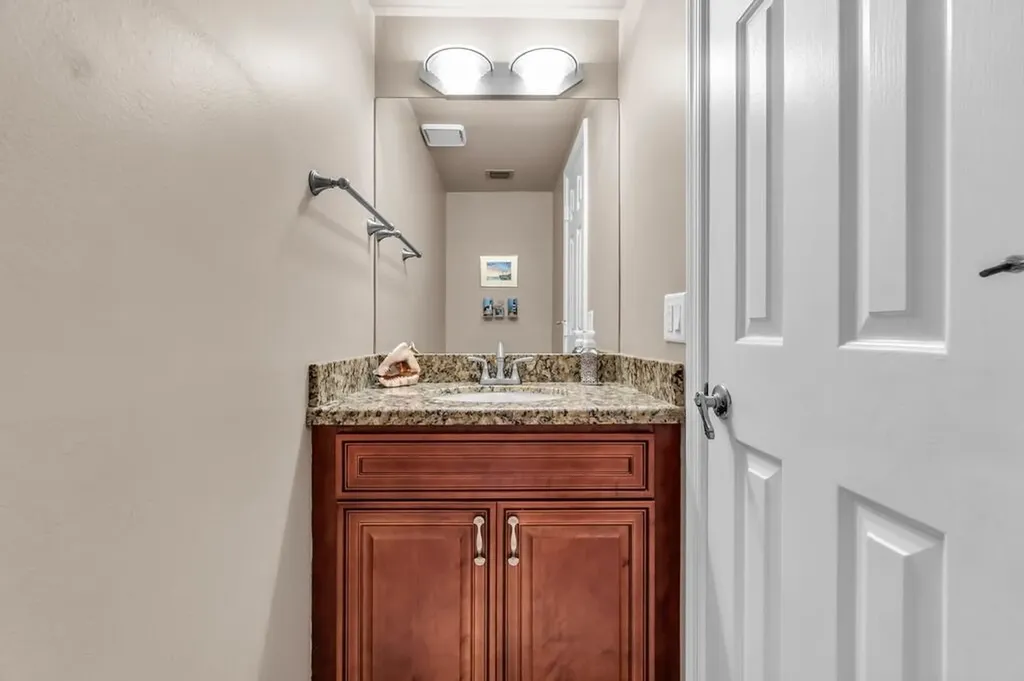 895 NW 110th Lane Coral Springs FL 33071