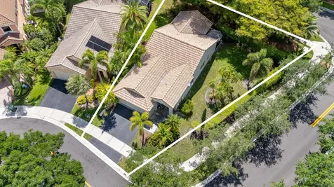1252 Sabal Trail Weston FL 33327