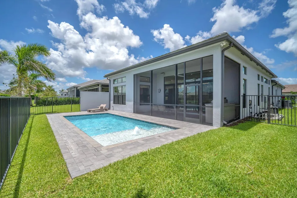9651 Spruce Woods Drive Boynton Beach FL 33473