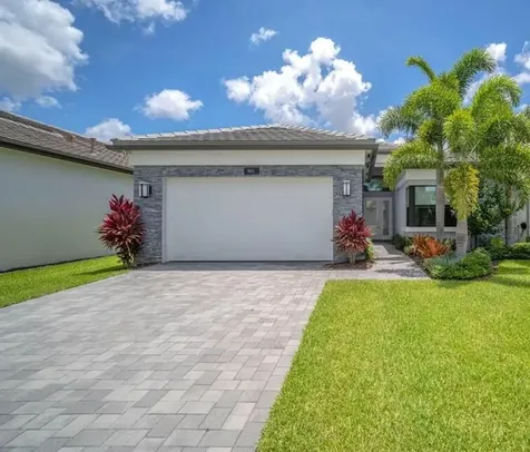 9651 Spruce Woods Drive Boynton Beach FL 33473