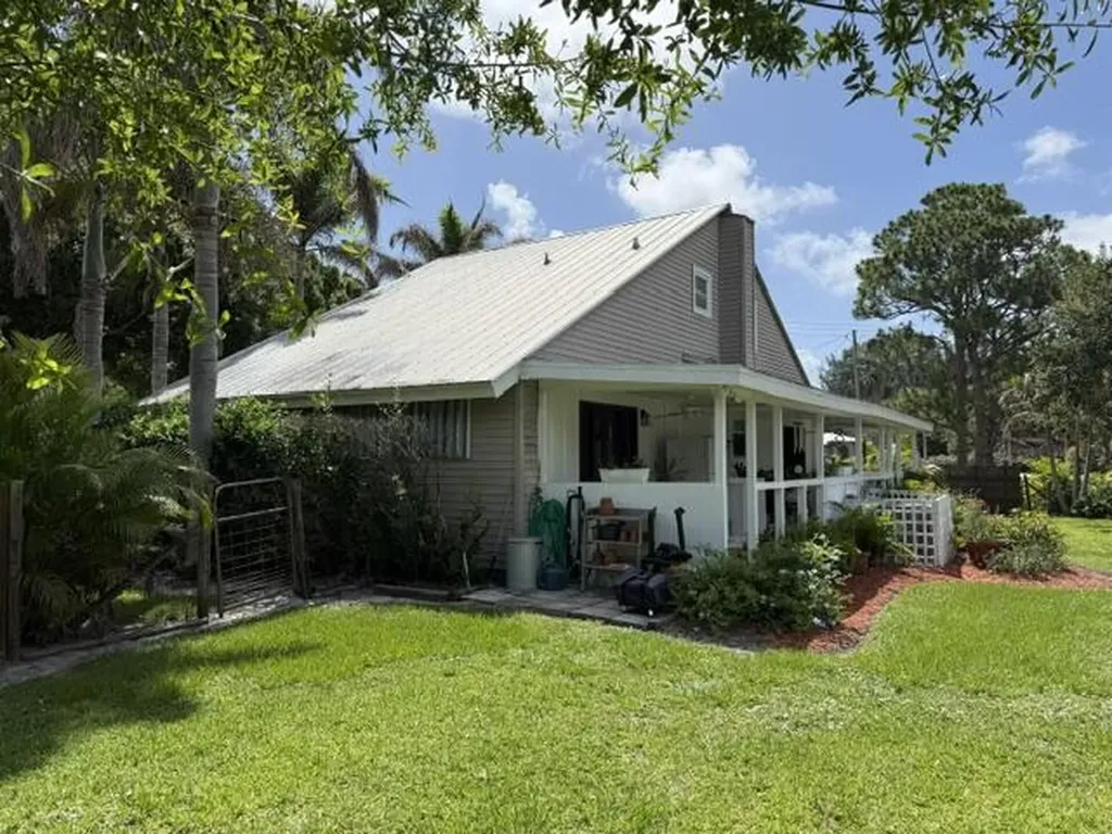 709 Savannah Street Fort Pierce FL 34982