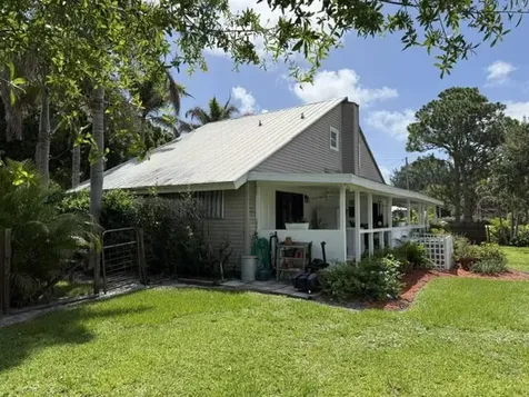 709 Savannah Street Fort Pierce FL 34982