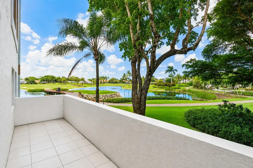 7369 Orangewood Lane Boca Raton FL 33433
