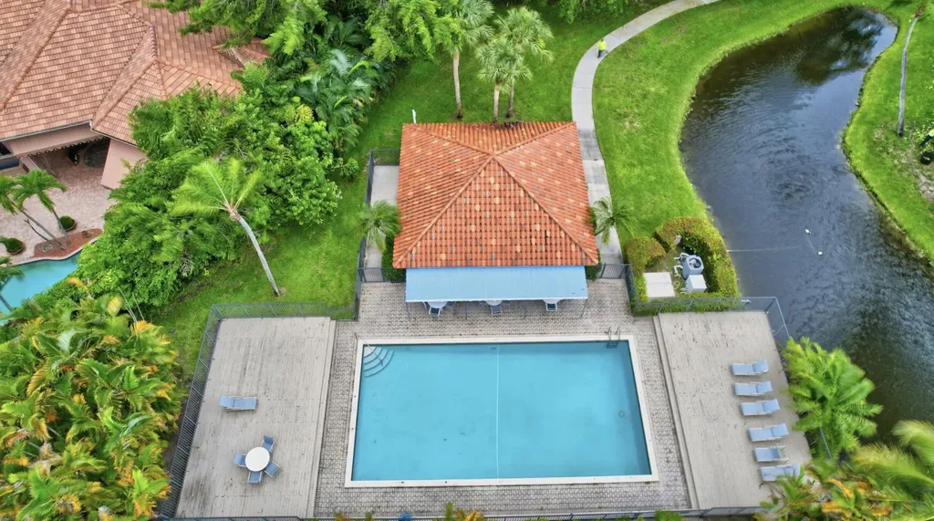 7369 Orangewood Lane Boca Raton FL 33433