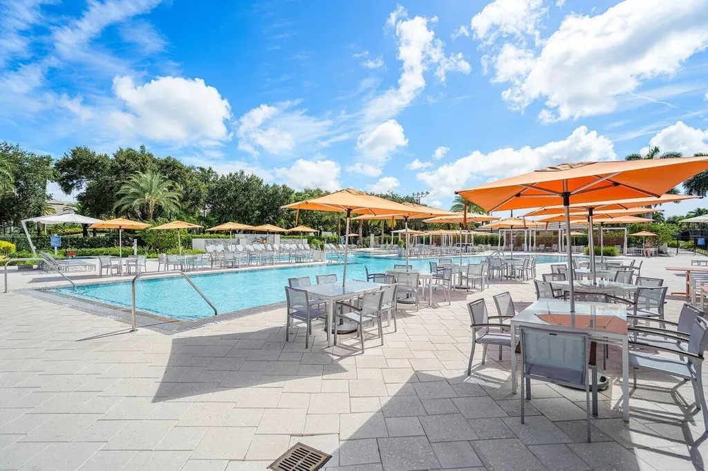 7369 Orangewood Lane Boca Raton FL 33433