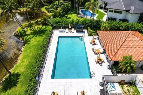 7369 Orangewood Lane Boca Raton FL 33433