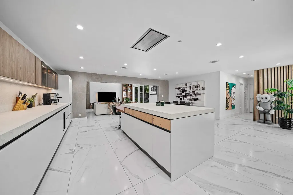 5920 NE 21st Road Fort Lauderdale FL 33308